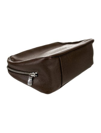 Louis Vuitton Taiga Leather Toiletry Pouch GM