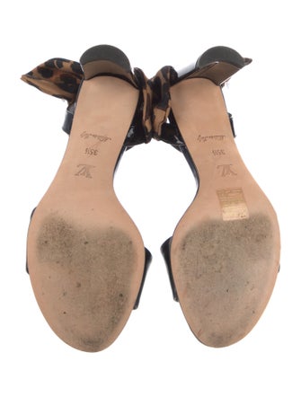 Louis Vuitton Patent Leather Bow Accents Sandals