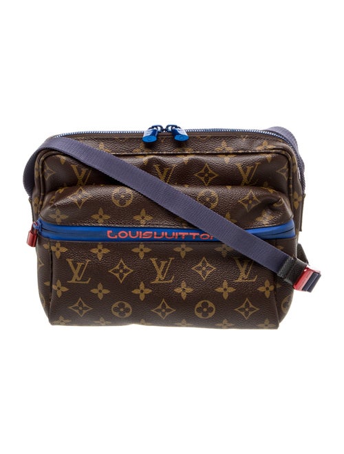 Louis Vuitton LV Monogram Outdoor PM