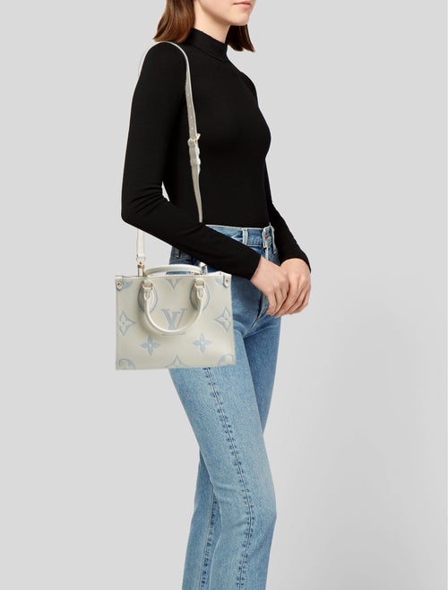 Louis Vuitton LV Monogram OnTheGo PM