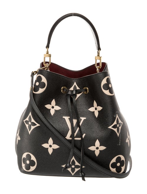 Louis Vuitton Monogram Giant Néonoé MM