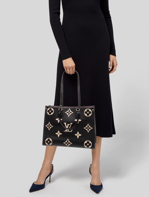 Louis Vuitton LV Monogram OnTheGo MM