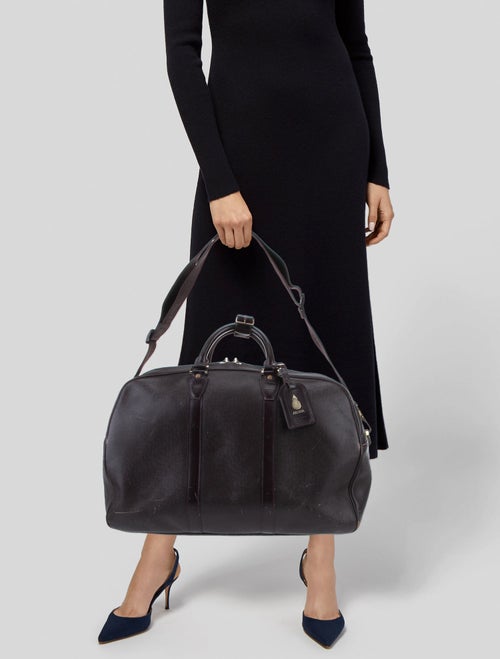 Louis Vuitton Taiga Leather Kendall PM