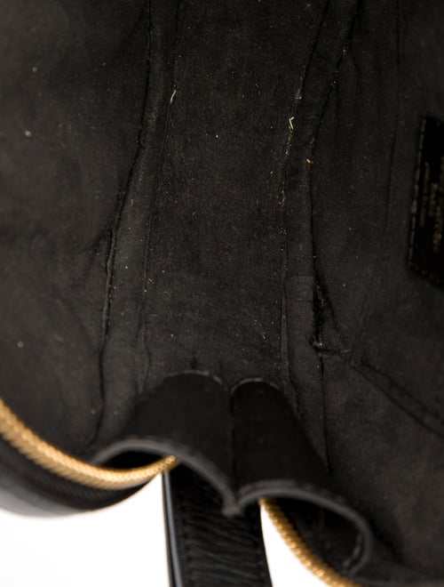 Louis Vuitton Leather New Wave Heart