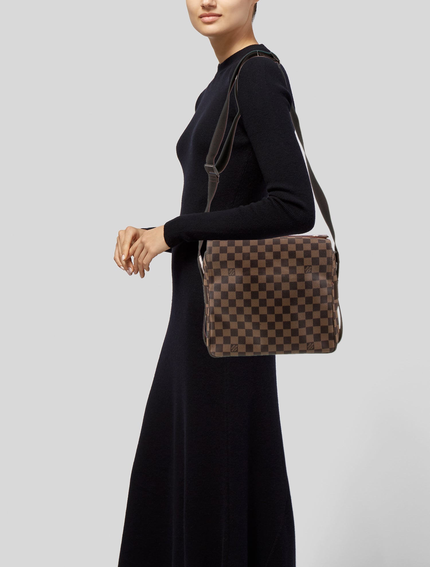 Louis Vuitton Messenger Bag