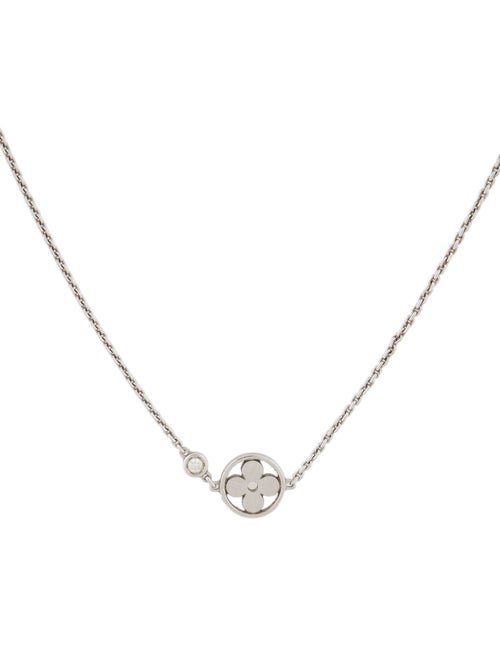 Louis Vuitton 18K Diamond Idylle Blossom Pendant Necklace