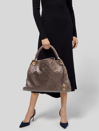 Louis Vuitton Monogram Artsy MM