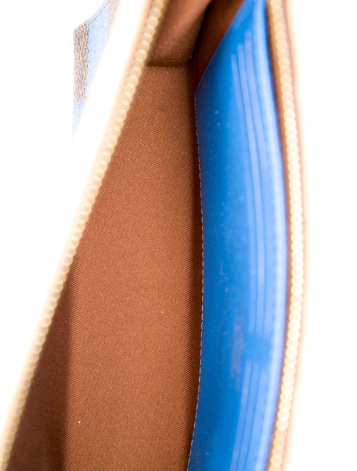 Louis Vuitton Pochette Voyage