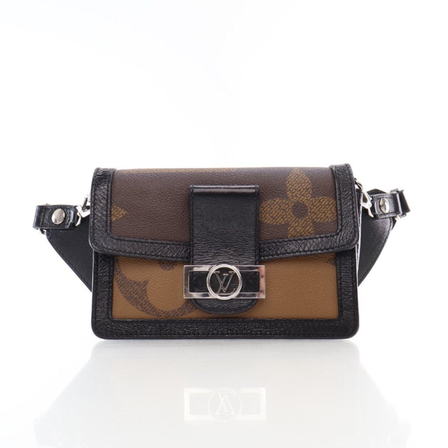 Louis Vuitton Monogram Giant Dauphine Belt Bag