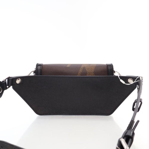 Louis Vuitton Monogram Giant Dauphine Belt Bag
