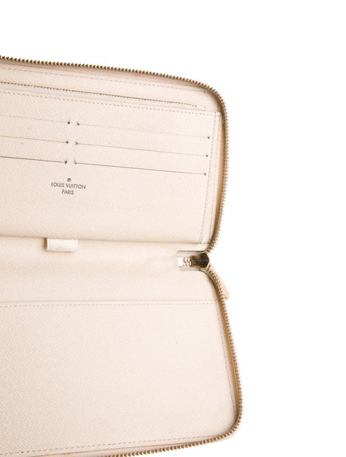 Louis Vuitton 2012 Damier Azur Pattern Zippy Organizer Wallet