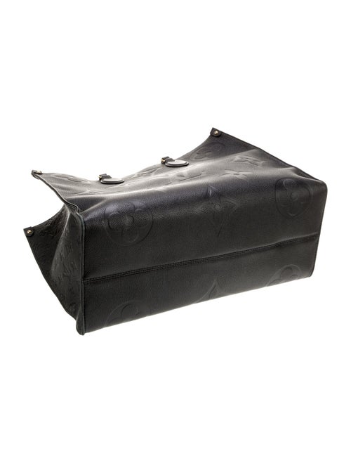 Louis Vuitton Monogram Giant OnTheGo GM