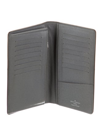Louis Vuitton 2015 Leather Brazza Wallet