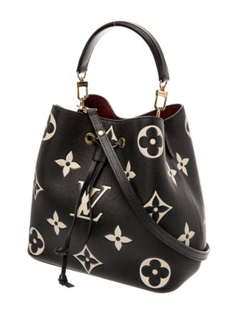 Louis Vuitton Monogram Giant Néonoé MM