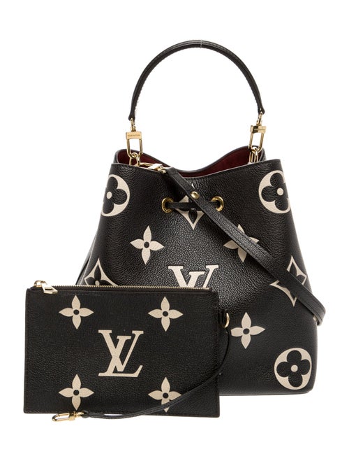 Louis Vuitton Monogram Giant Néonoé MM