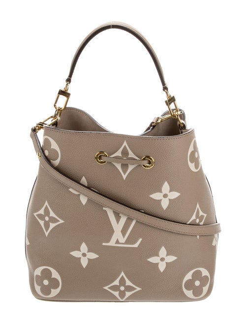 Louis Vuitton Monogram Giant Néonoé MM