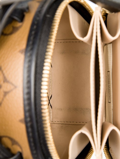 Louis Vuitton Monogram Reverse Bôite Chapeaux Mini