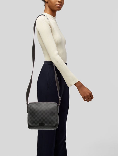 Louis Vuitton Damier Graphite Brooklyn