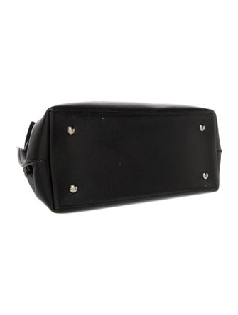 Louis Vuitton Taurillon Leather Lockme Ever MM