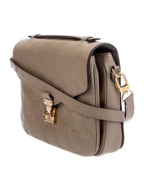 Louis Vuitton Monogram Pochette Métis