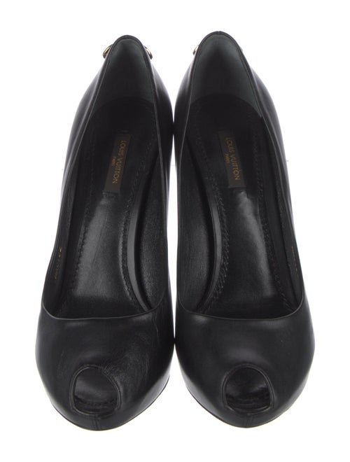 Louis Vuitton Leather Pumps