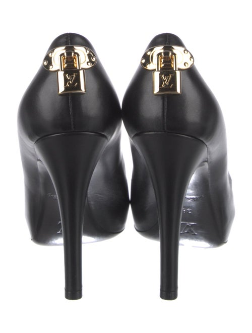 Louis Vuitton Leather Pumps