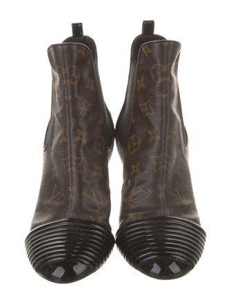 Louis Vuitton LV Monogram Chelsea Boots