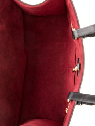 Louis Vuitton LV Monogram OnTheGo MM