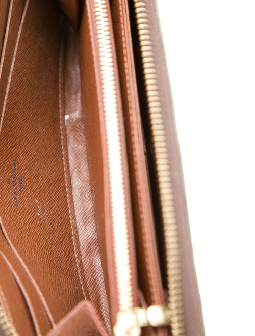 Louis Vuitton LV Monogram Coated Canvas Zippy Wallet