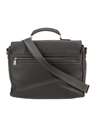 Louis Vuitton Taiga Leather Vassili