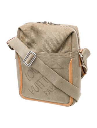 Louis Vuitton Canvas Geant Citadin