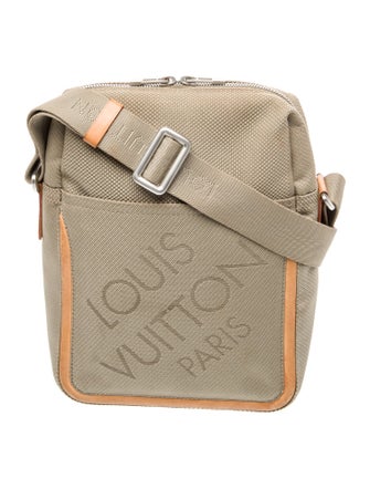 Louis Vuitton Canvas Geant Citadin