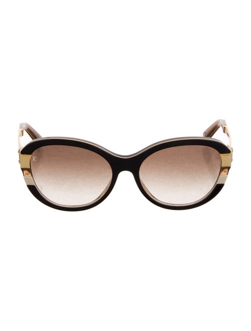 Louis Vuitton 2022 Petit Soupçon Sunglasses