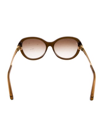 Louis Vuitton 2022 Petit Soupçon Sunglasses