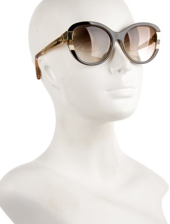 Louis Vuitton 2022 Petit Soupçon Sunglasses