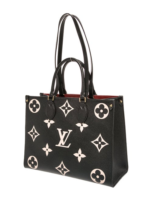 Louis Vuitton Monogram Giant OnTheGo MM