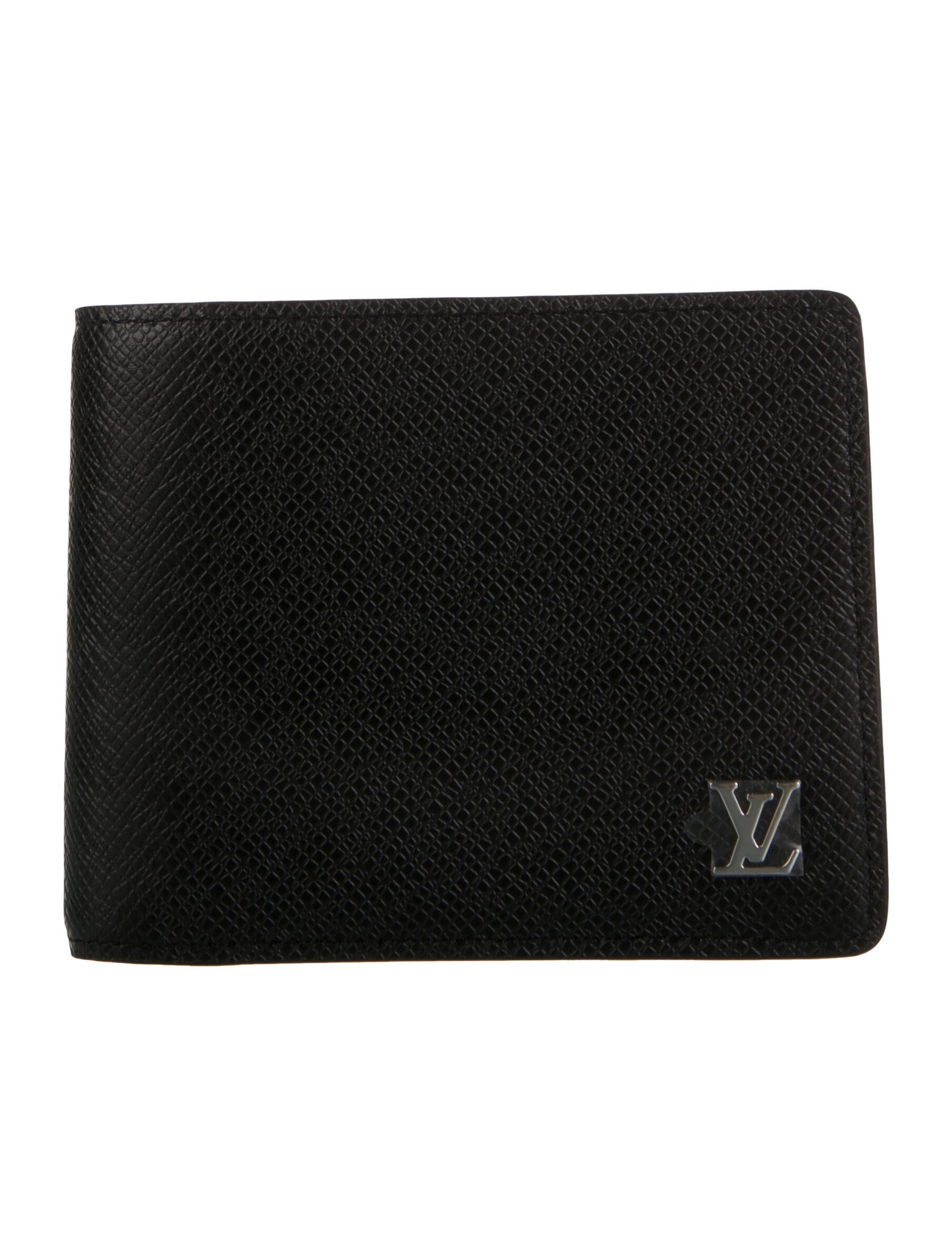 Louis Vuitton Taiga Leather Slender NM