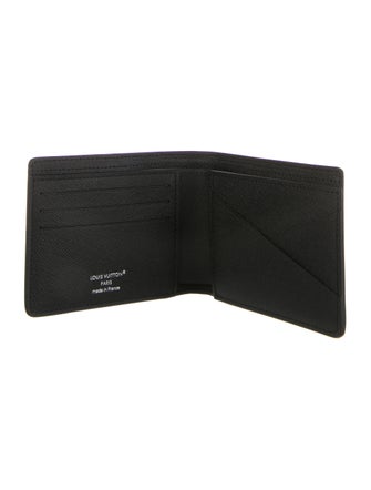 Louis Vuitton Taiga Leather Slender NM