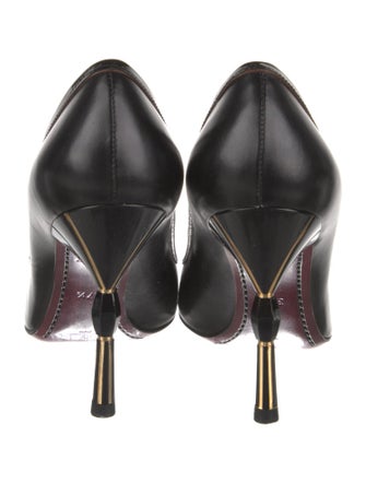 Louis Vuitton Leather Pumps
