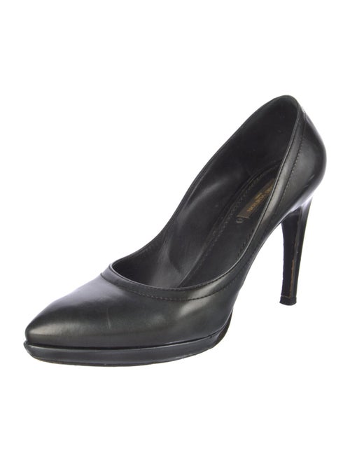 Louis Vuitton Leather Pumps