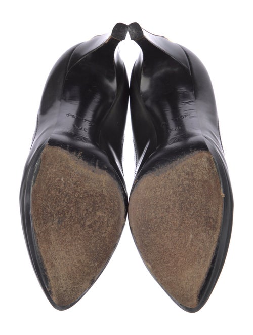 Louis Vuitton Leather Pumps