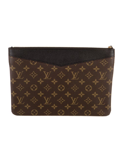 Louis Vuitton LV Monogram Daily Pouch