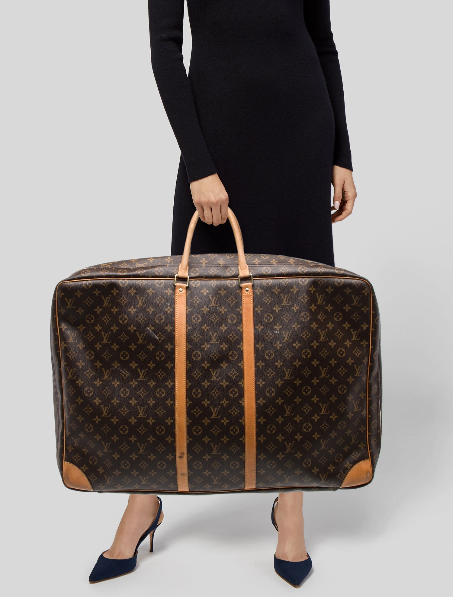 Louis Vuitton Monogram Sirius 70