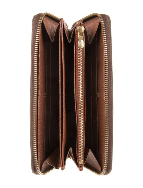 Louis Vuitton 2006 LV Monogram Zippy Wallet