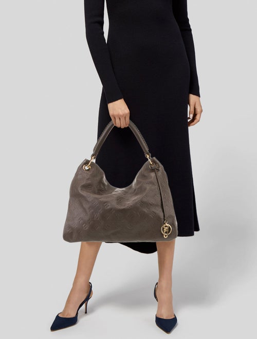 Louis Vuitton LV Monogram Artsy MM