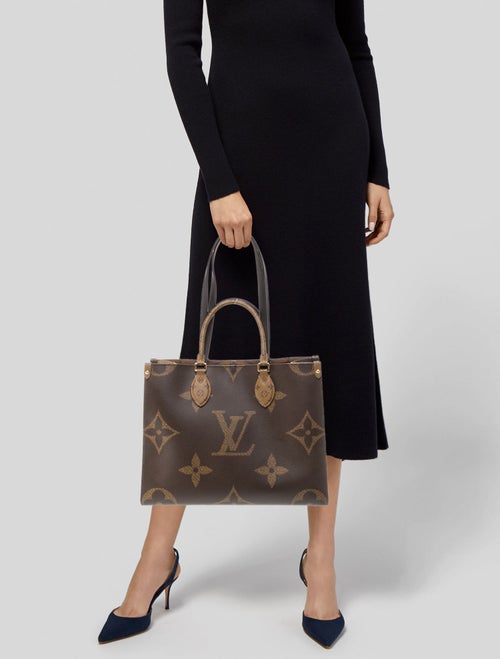 Louis Vuitton LV Monogram OnTheGo MM