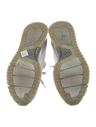 Louis Vuitton LV Monogram Sneakers