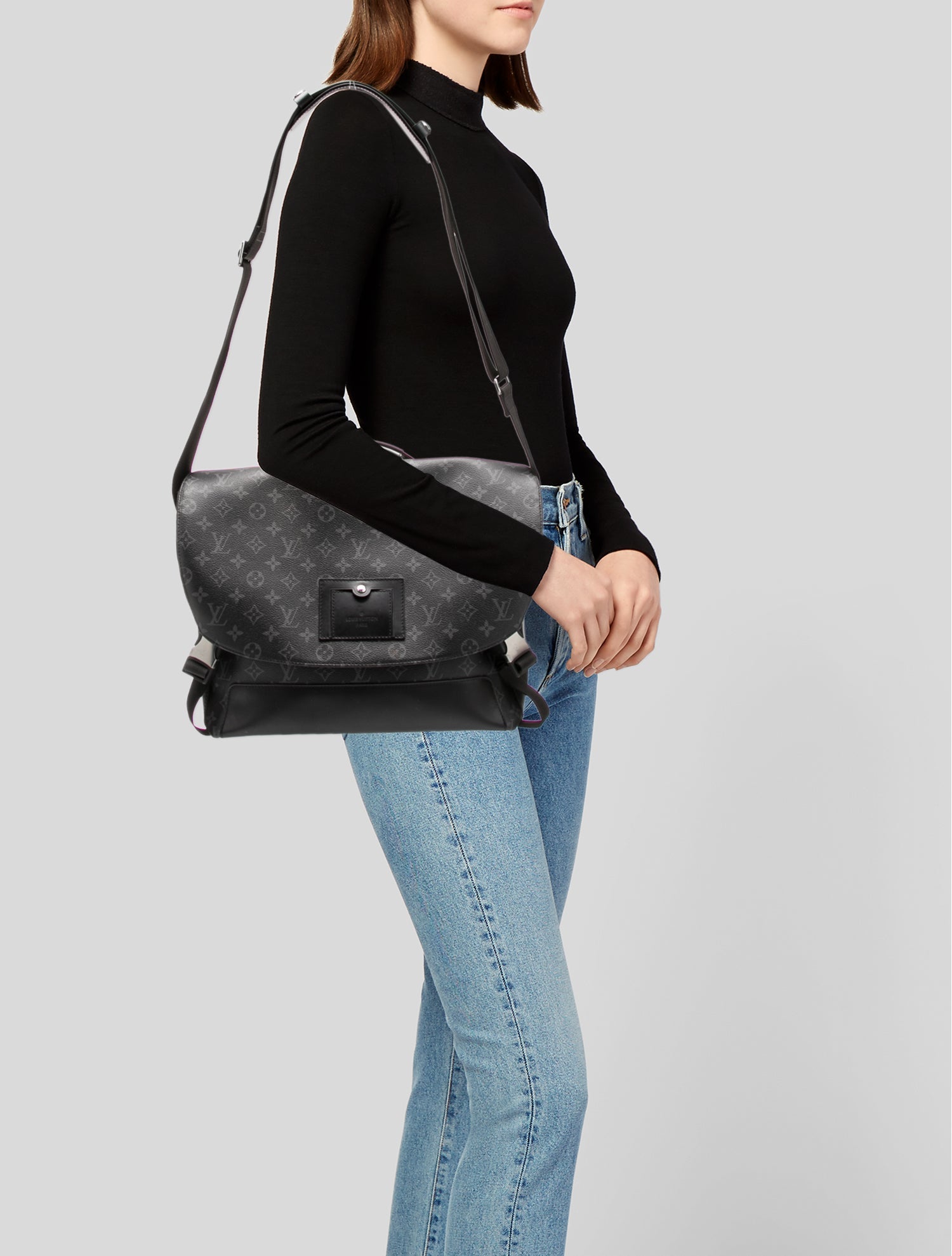 Louis Vuitton Crossbody Bag