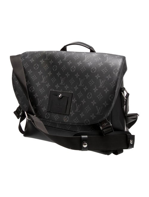 Louis Vuitton Crossbody Bag