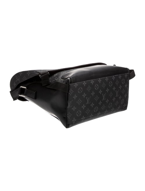 Louis Vuitton Crossbody Bag